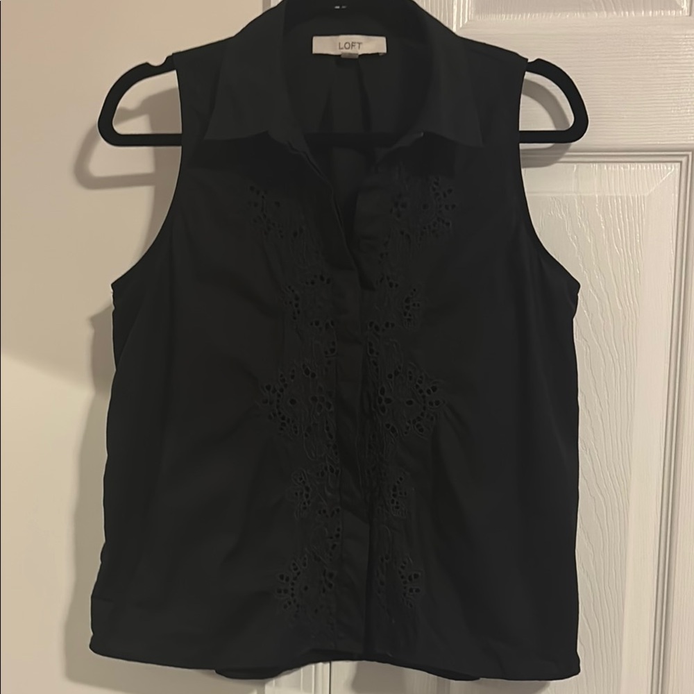 LOFT Women's Black Sleeveless Top